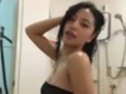 Thai Girl Sexy Showers in Webcams