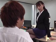 I Was Seduced By My Female Supervisor Who Showed Me Glimpses Of Her Panties While Hatsukawa Minami